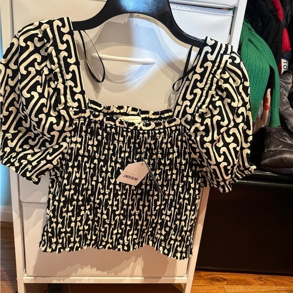 Monteau Women’s L Cropped Smocked Top Black Balloon Sleeves coquette M/L - Picture 6 of 7